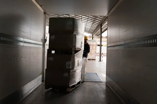 Foto dei depositi e dei mezzi di Futura Trasporti (10)